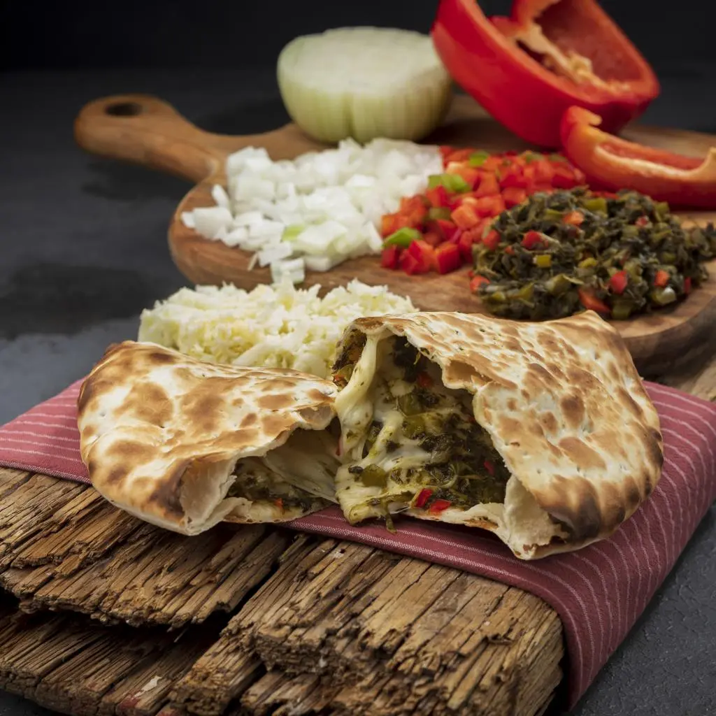 منقوشة سبانخ بالجبن